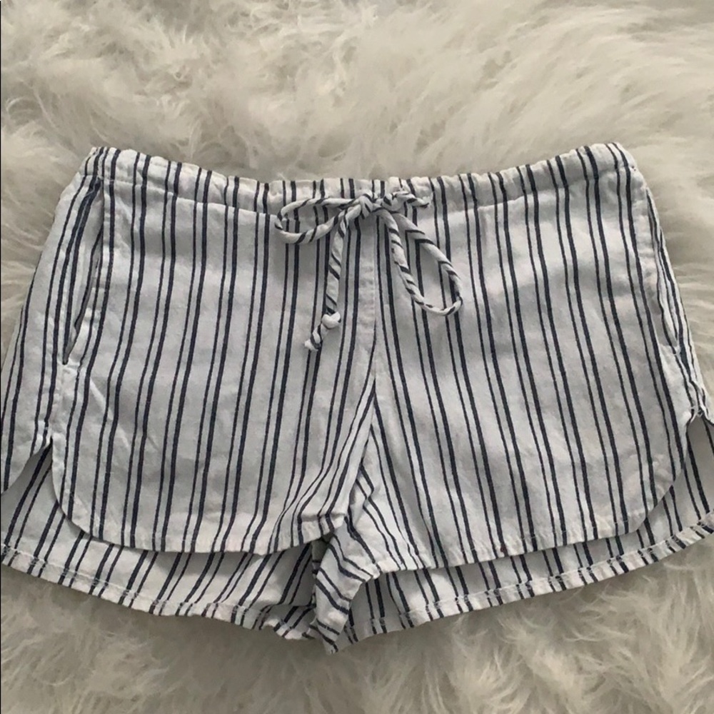 Brandy Melville stripped shorts!
